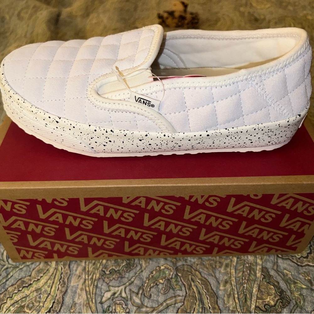 White vans slippers. Size 5